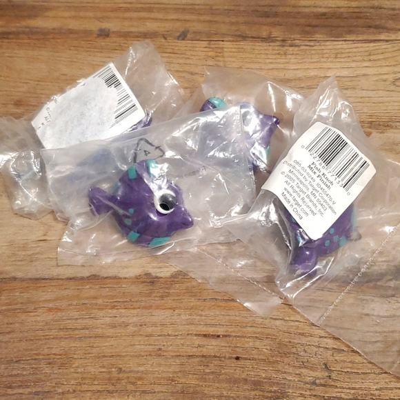 (4) Restore & Restyle Kids purple and teal fish dresser drawer/door knobs/pulls - Picture 1 of 3